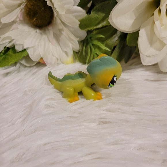 2/$10 Littlest Pet Shop Authentic LPS #254 Green Iguana Lizard Green Eyes - Picture 9 of 12